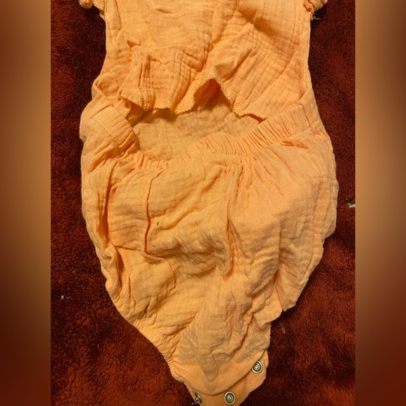 Baby Romper - Picture 3 of 4